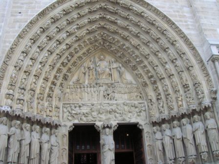 Arc Notre Dame de Paris
